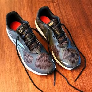 Men's Reebok 10.5 Memory Tech Athletic shoes